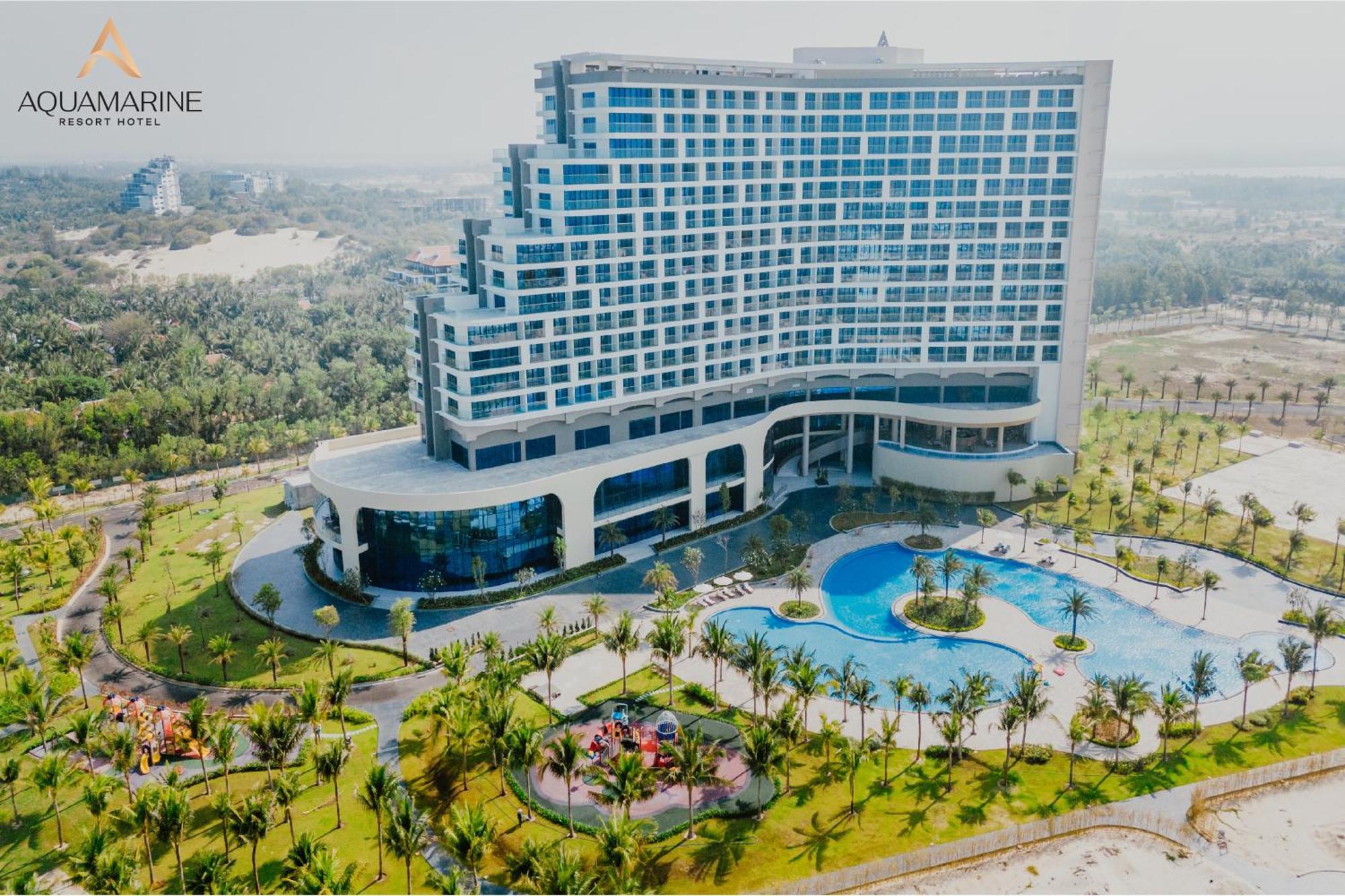 Aquamarine Beachfront Resort & Spa Камрань Екстер'єр фото