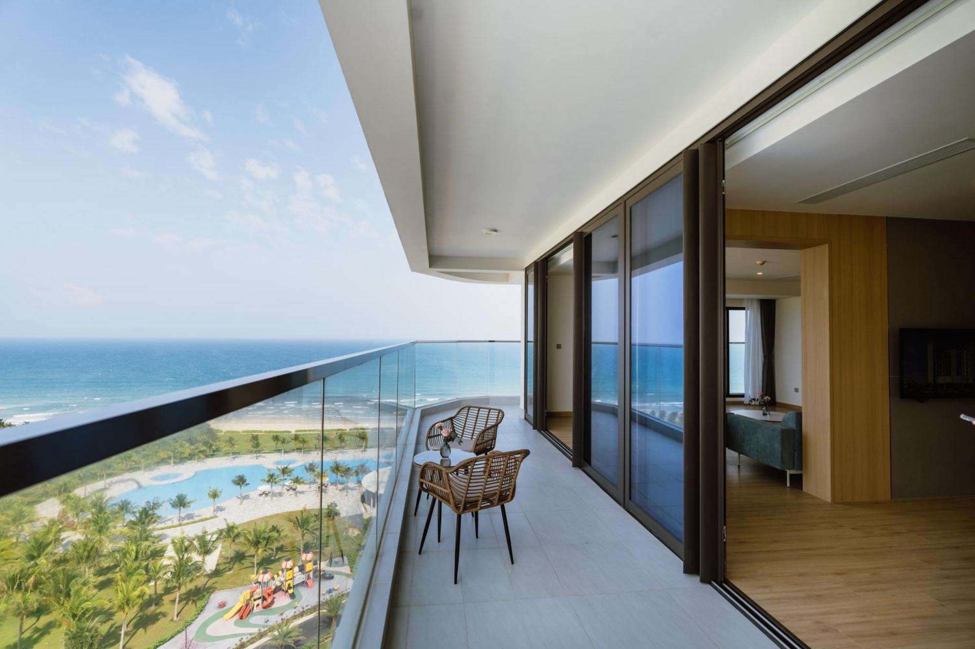Aquamarine Beachfront Resort & Spa Камрань Екстер'єр фото
