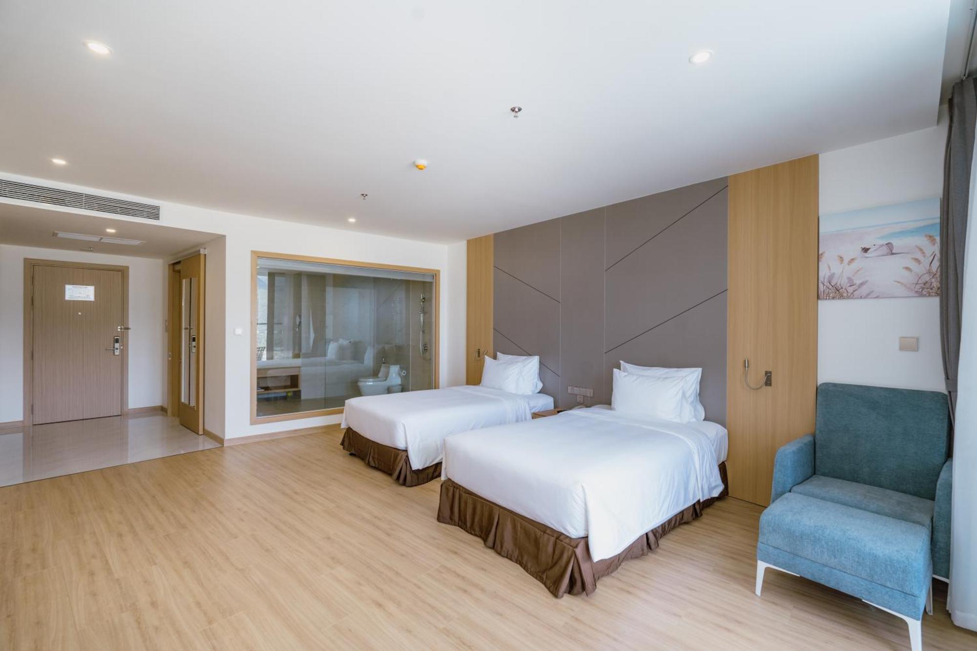 Aquamarine Beachfront Resort & Spa Камрань Екстер'єр фото